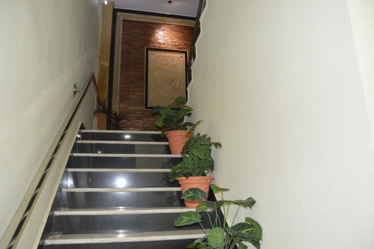 Hotel Rb Palace Dhaulpur Esterno foto