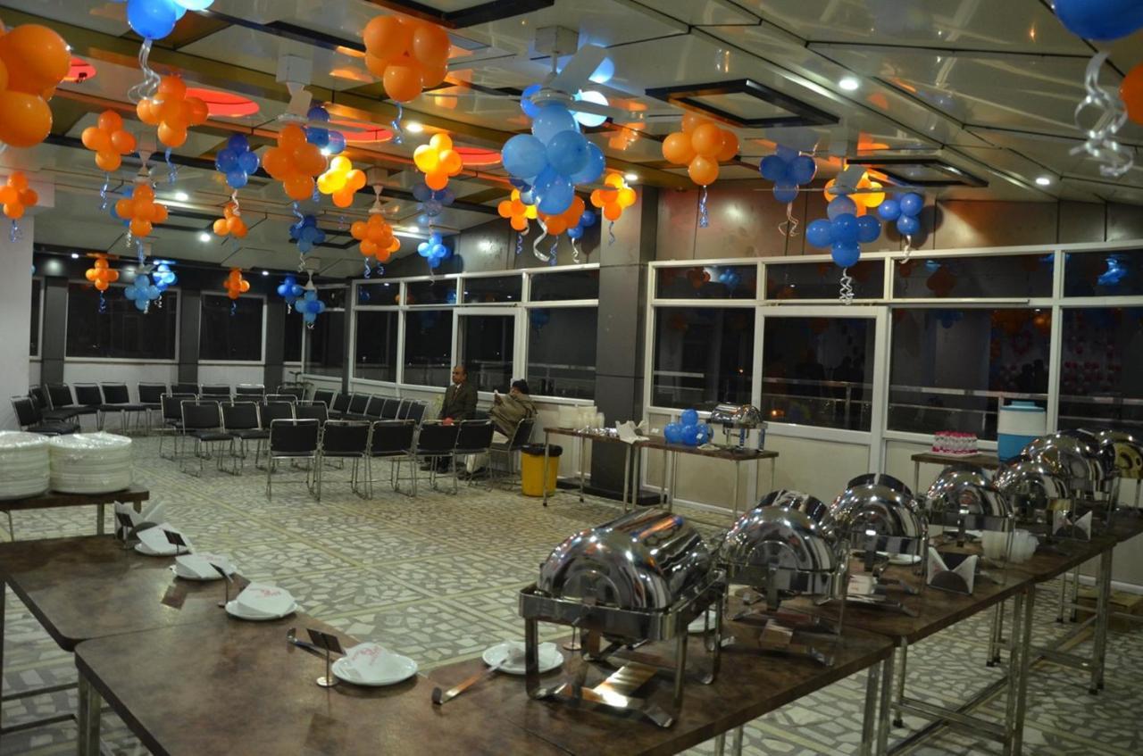 Hotel Rb Palace Dhaulpur Esterno foto