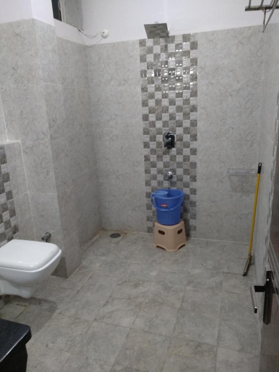 Hotel Rb Palace Dhaulpur Esterno foto