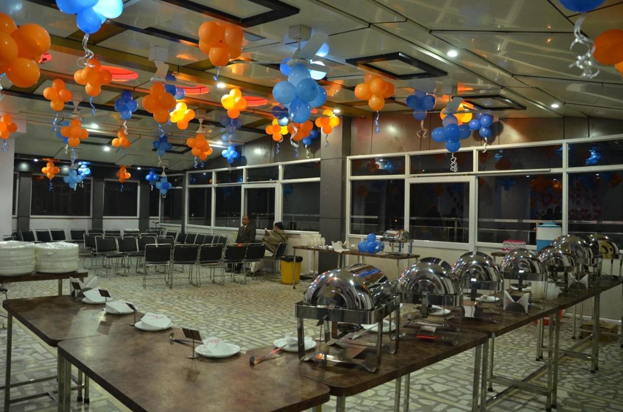 Hotel Rb Palace Dhaulpur Esterno foto